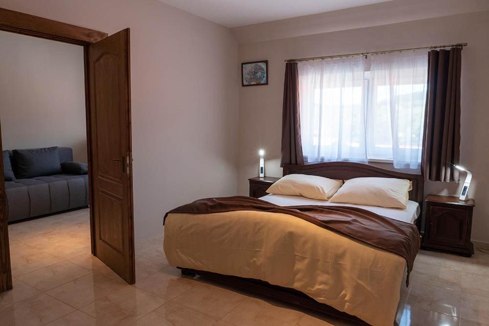 Bed and Breakfast Alsószuha Lovas Panzió Exterior foto